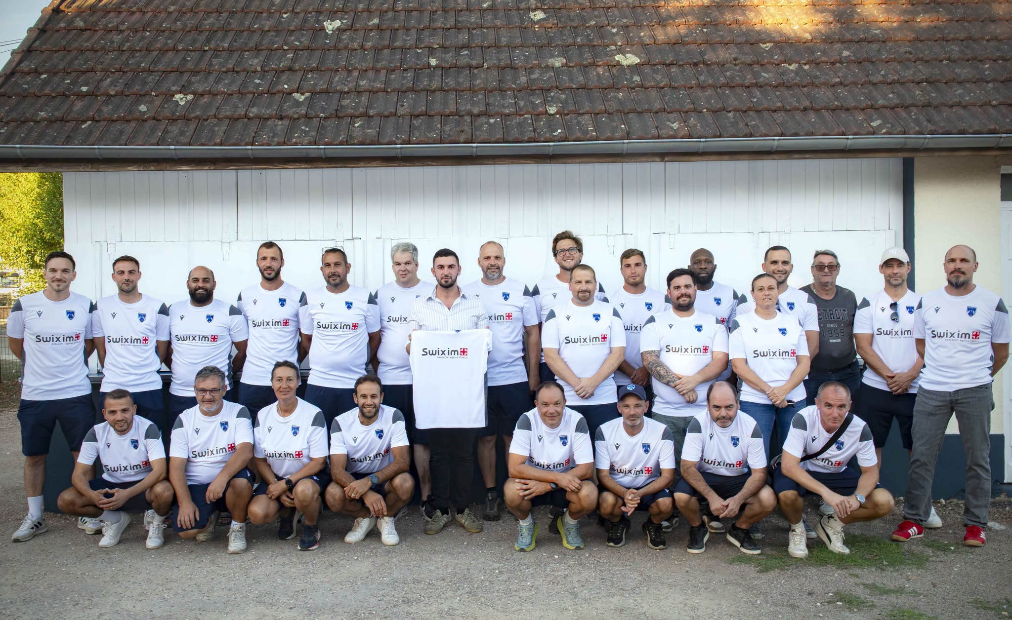 Les éducateurs, dirigeants et encadrants de l’AFCO réunis avec Swixim Avallon