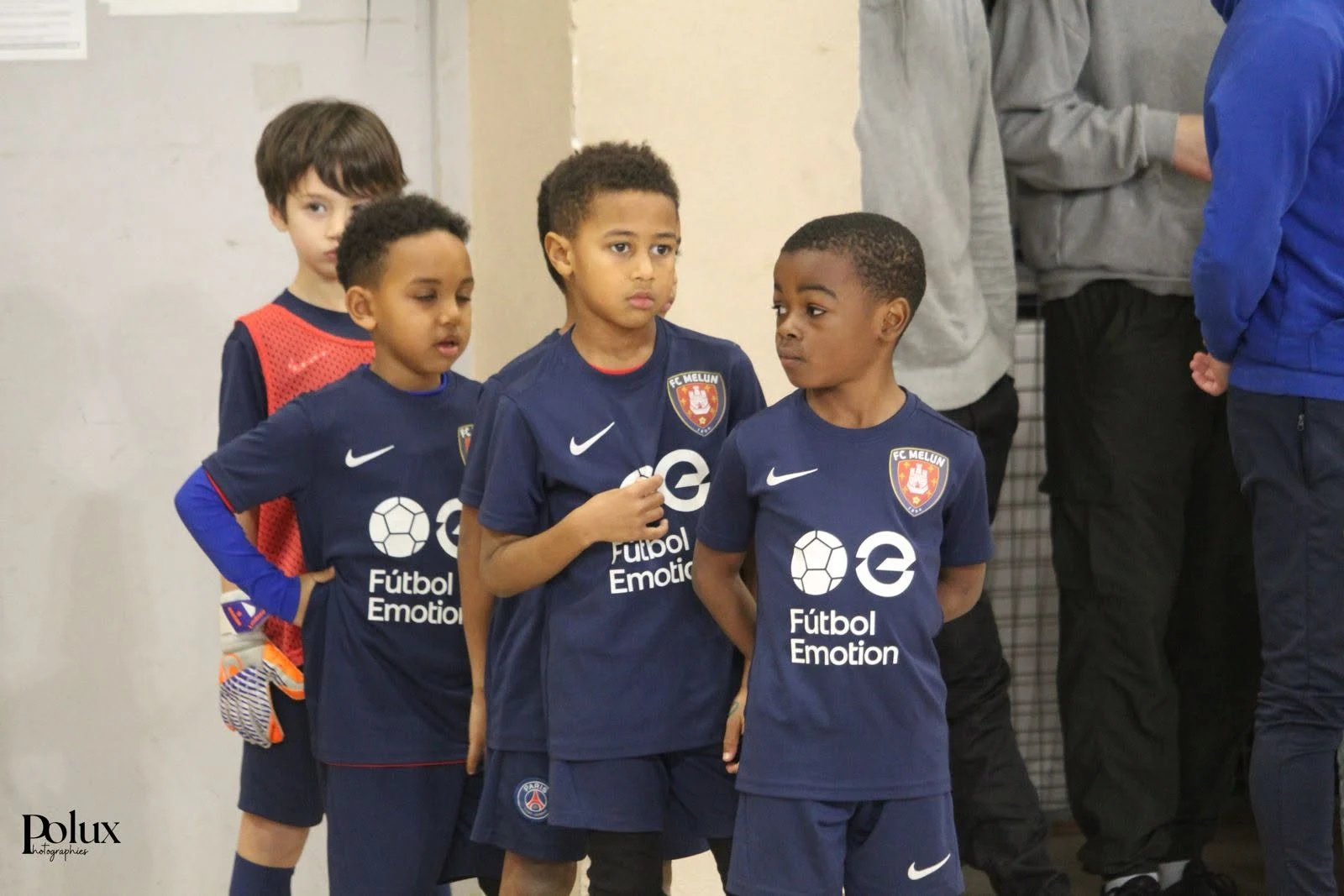 De jeunes participants réunis pendant une précédente édition du futsal